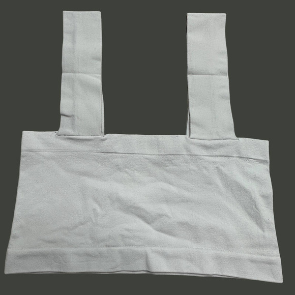 Free People Intimately Cropped Top Wide Strap Moon Rock Gray Women's M/L NWT - Picture 3 of 5